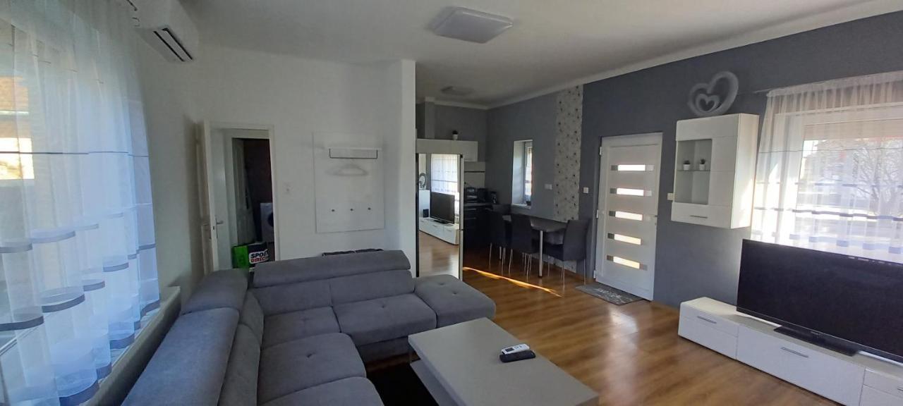 Be-Le-Való Apartman Szécsény Kültér fotó