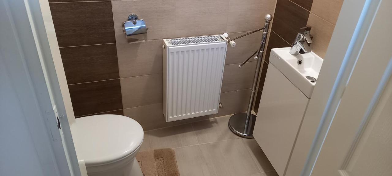 Be-Le-Való Apartman Szécsény Kültér fotó